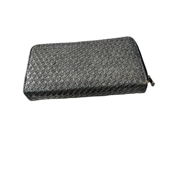 Woman's billfold with check, change and card holders - Picture 2 of 4